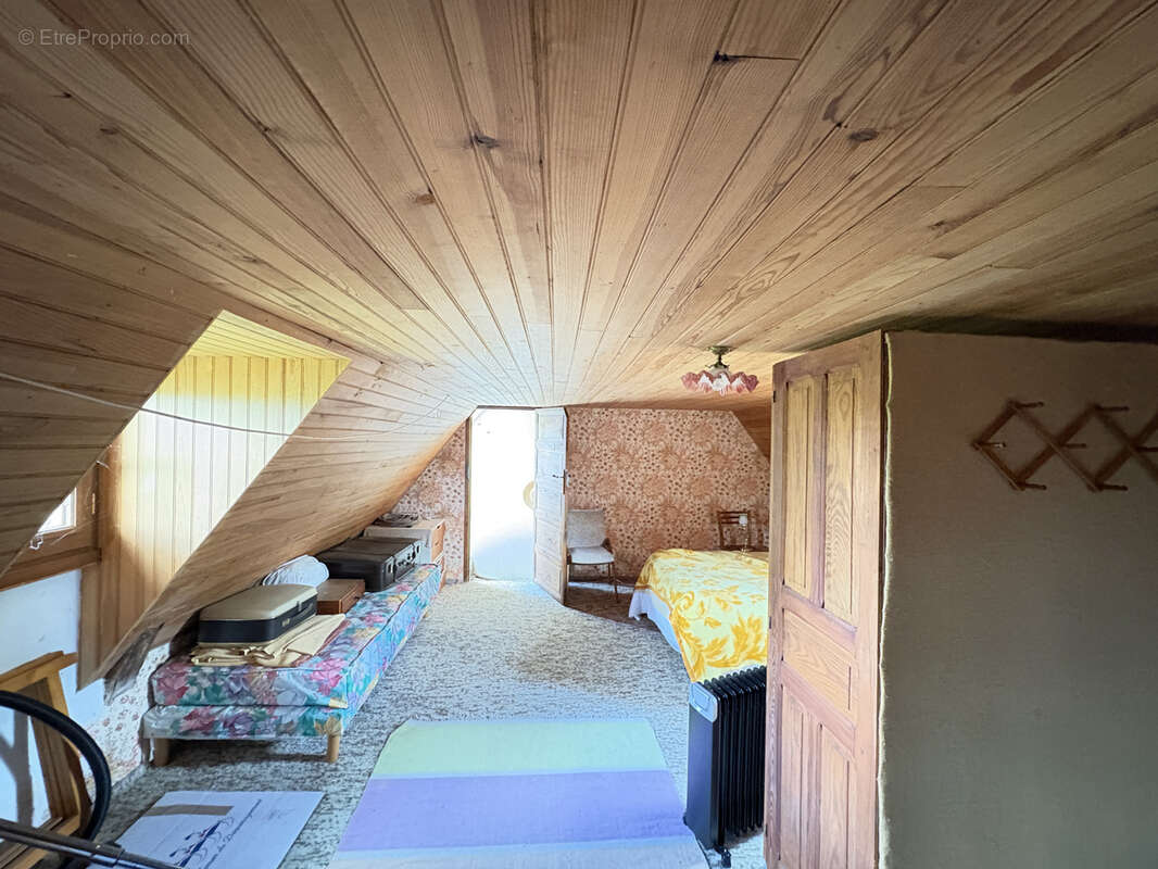 Maison à SAINT-JULIEN-AUX-BOIS