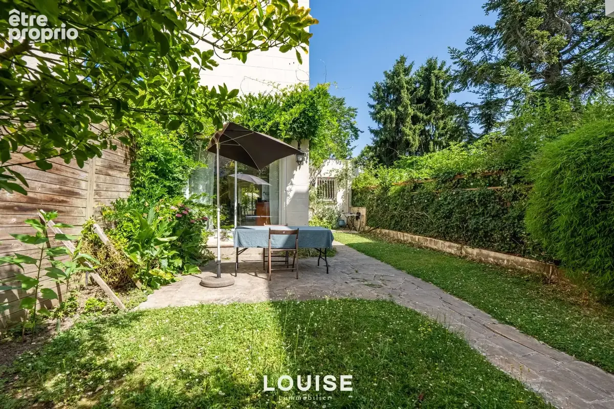 Maison à VELIZY-VILLACOUBLAY
