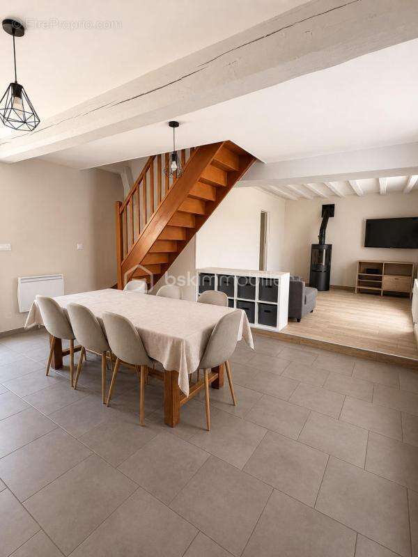 Maison 78 m² à Crepy-En-Valois  - photo 3