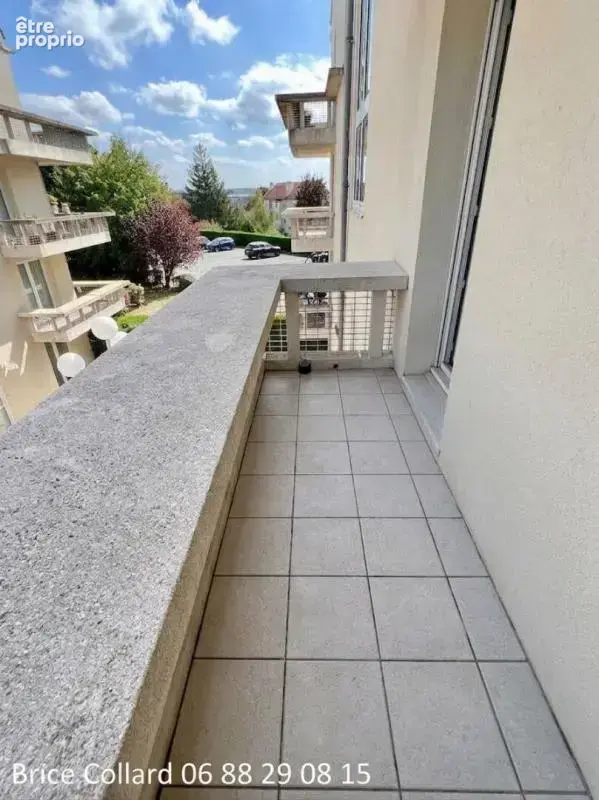 60300 SENLIS Appartement T2 avec balcon, cave et parking - photo 2