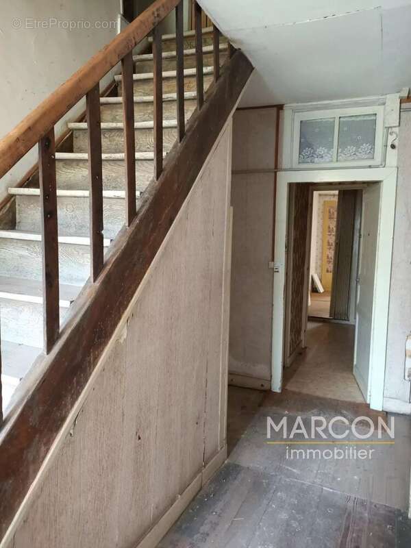 Maison à LAVAVEIX-LES-MINES