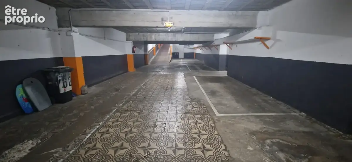 Fonds de commerce parking   emplacement exceptionnel - photo 8