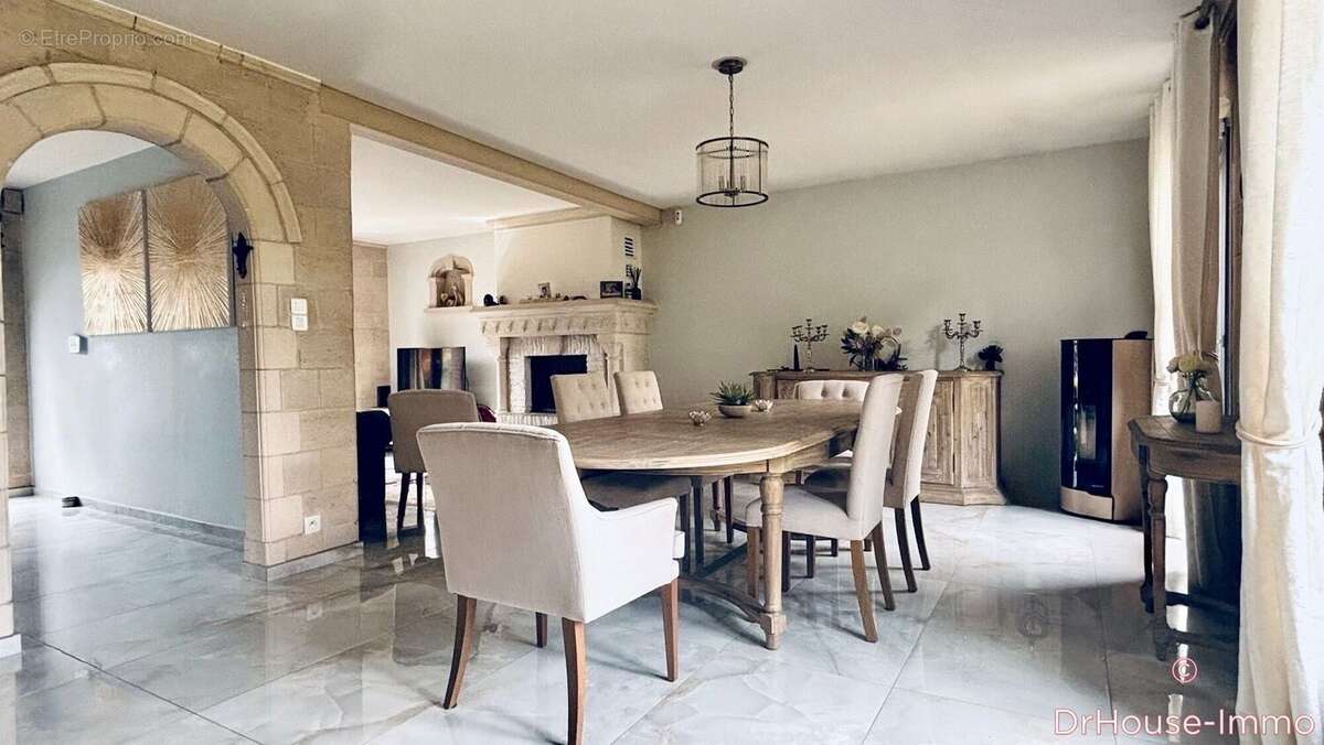 Maison à PETITE-FORET