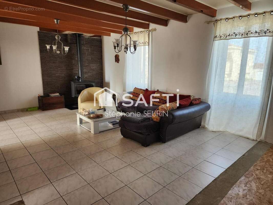 Photo 3 - Maison à MONTLIEU-LA-GARDE