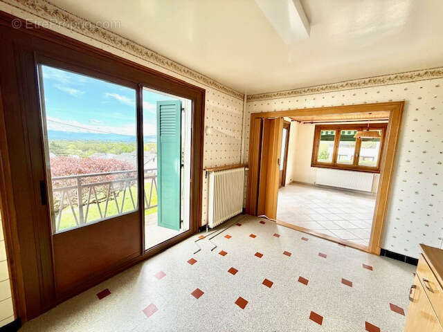 Maison à DIVONNE-LES-BAINS