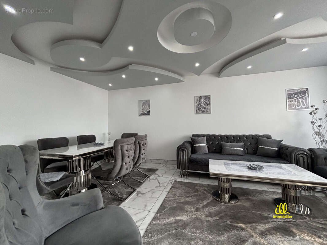 Maison à CHARLEVILLE-MEZIERES