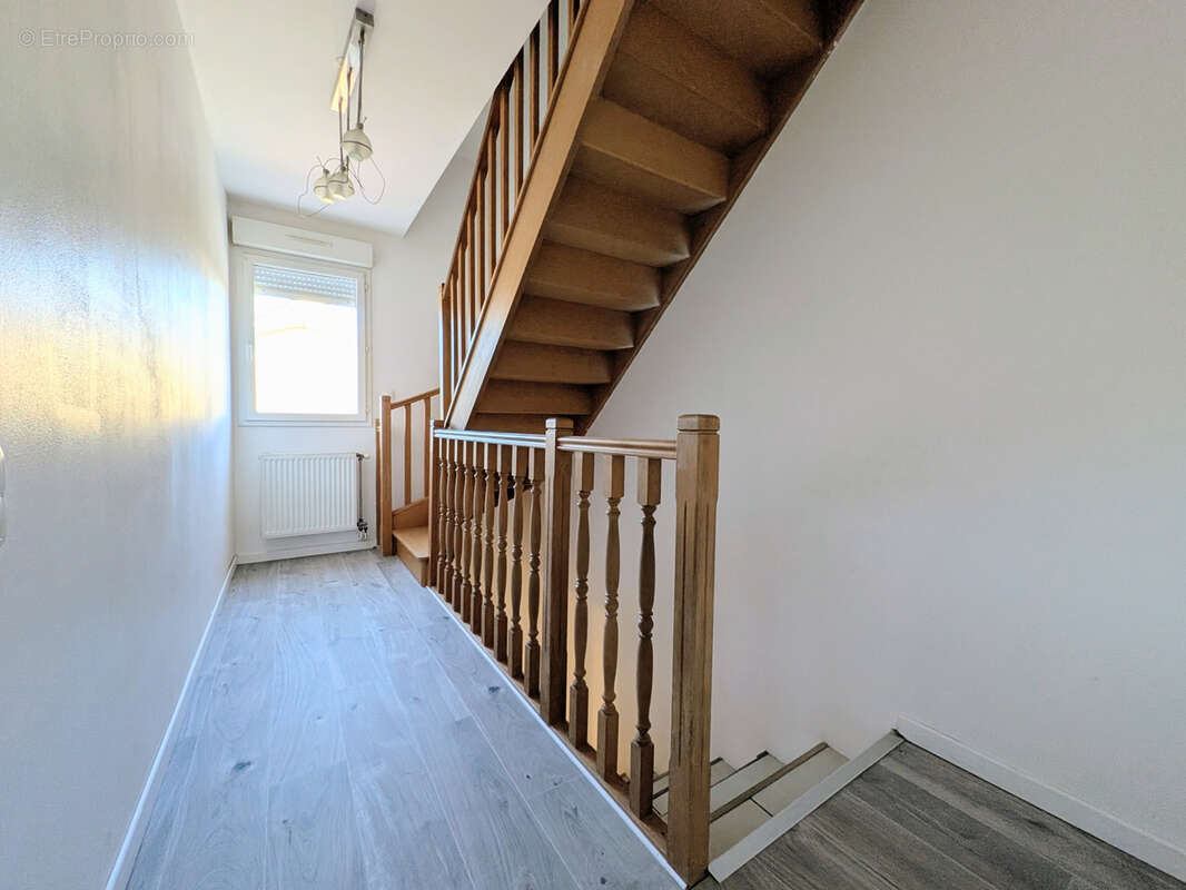 Maison à JARVILLE-LA-MALGRANGE