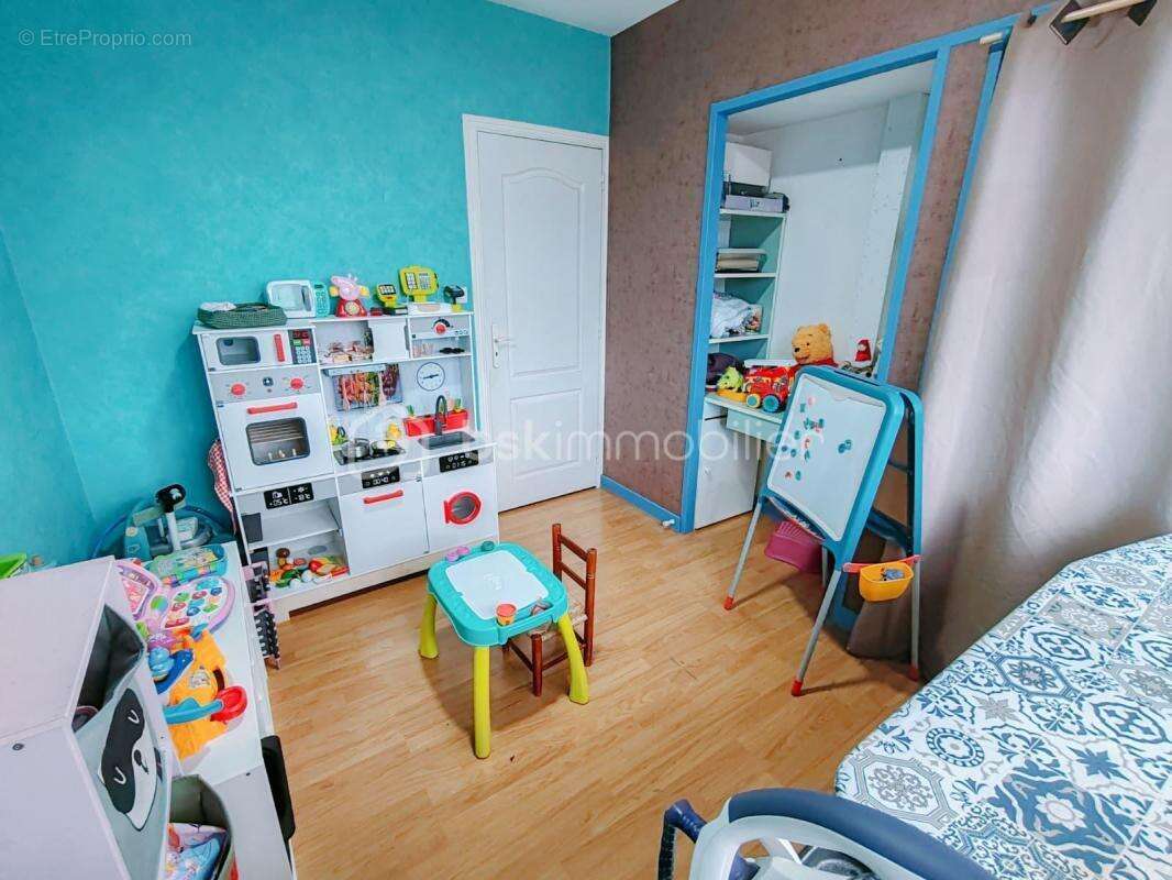 Maison à BONCHAMP-LES-LAVAL