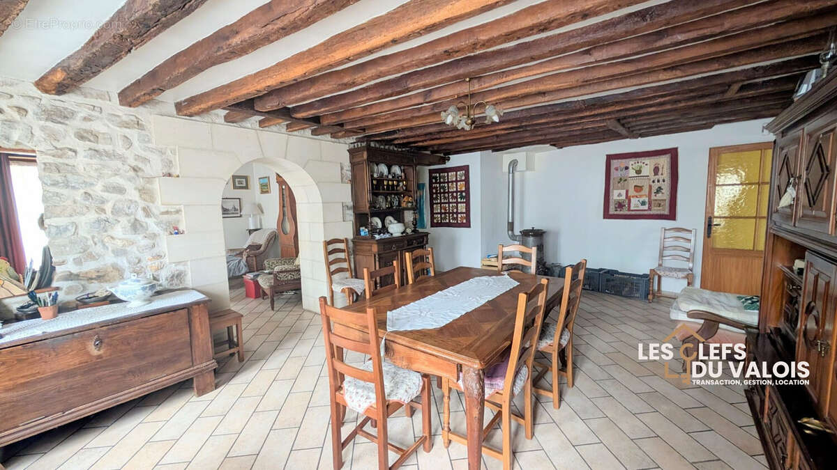 Maison à NANTEUIL-LE-HAUDOUIN