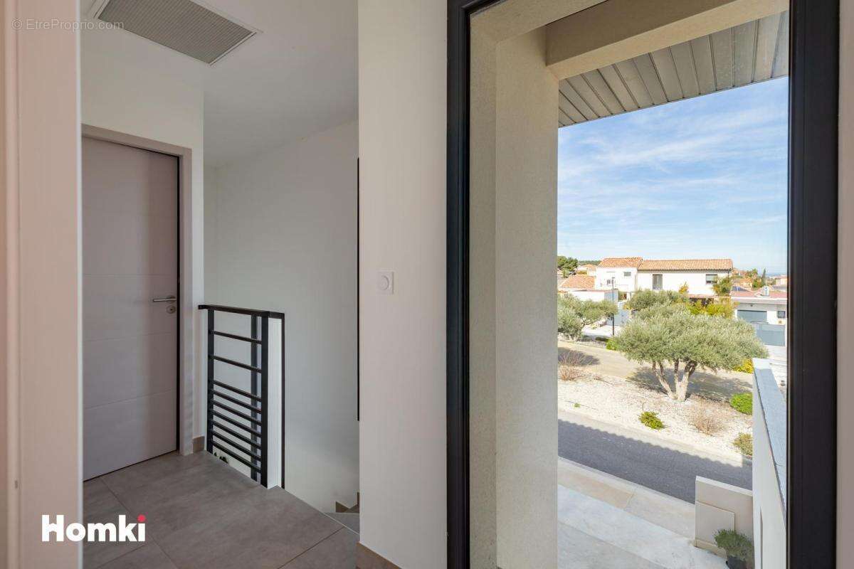 Maison/Villa T4 de 115 m² à Narbonne 11100 - photo 11