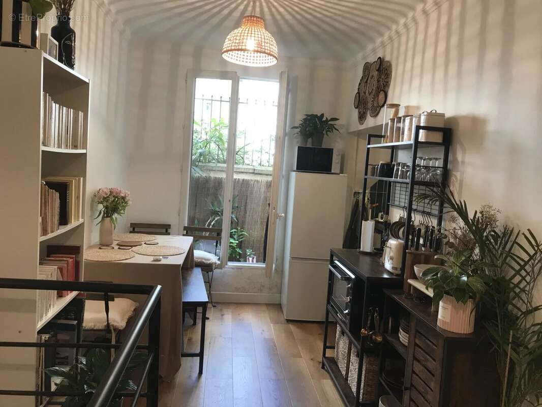 Appartement à PARIS-17E