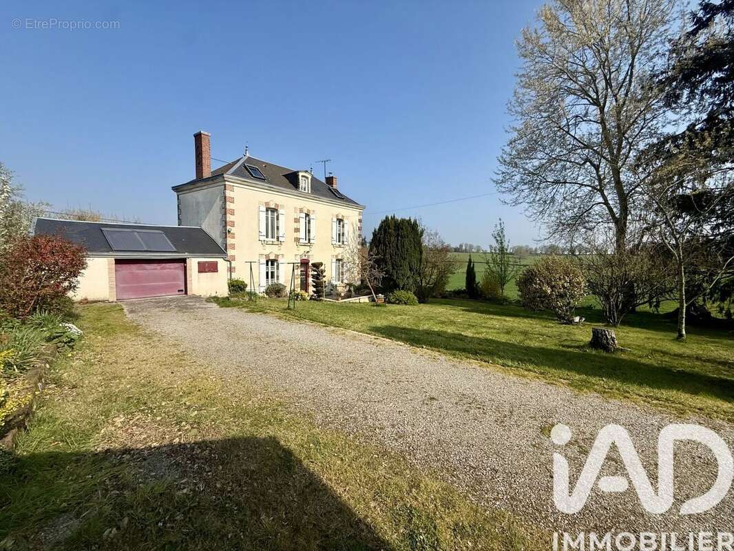 Photo 2 - Maison à PARTHENAY