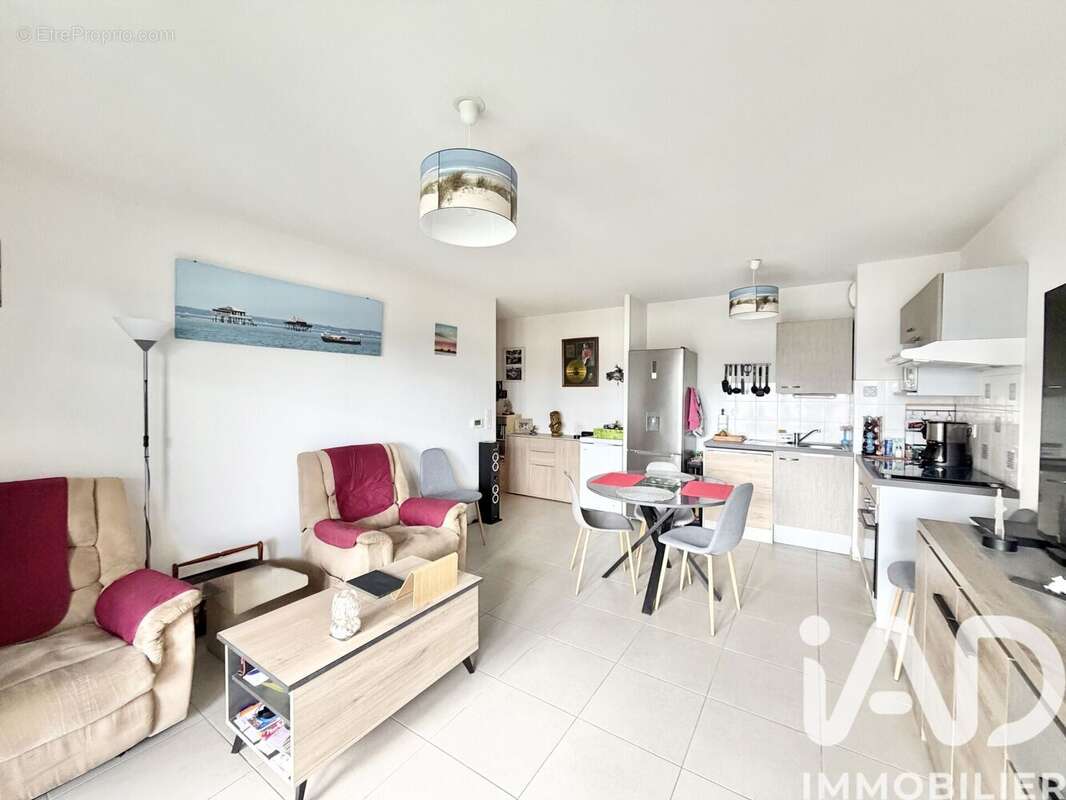 Photo 2 - Appartement à MARCHEPRIME