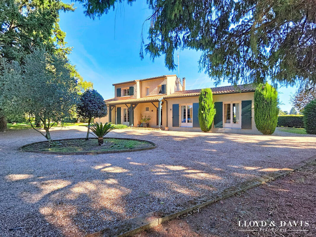 Maison à SAINT-AIGULIN