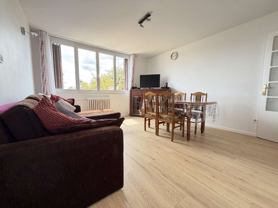 Appartement 56 m² à Champigny-Sur-Marne  - photo 8