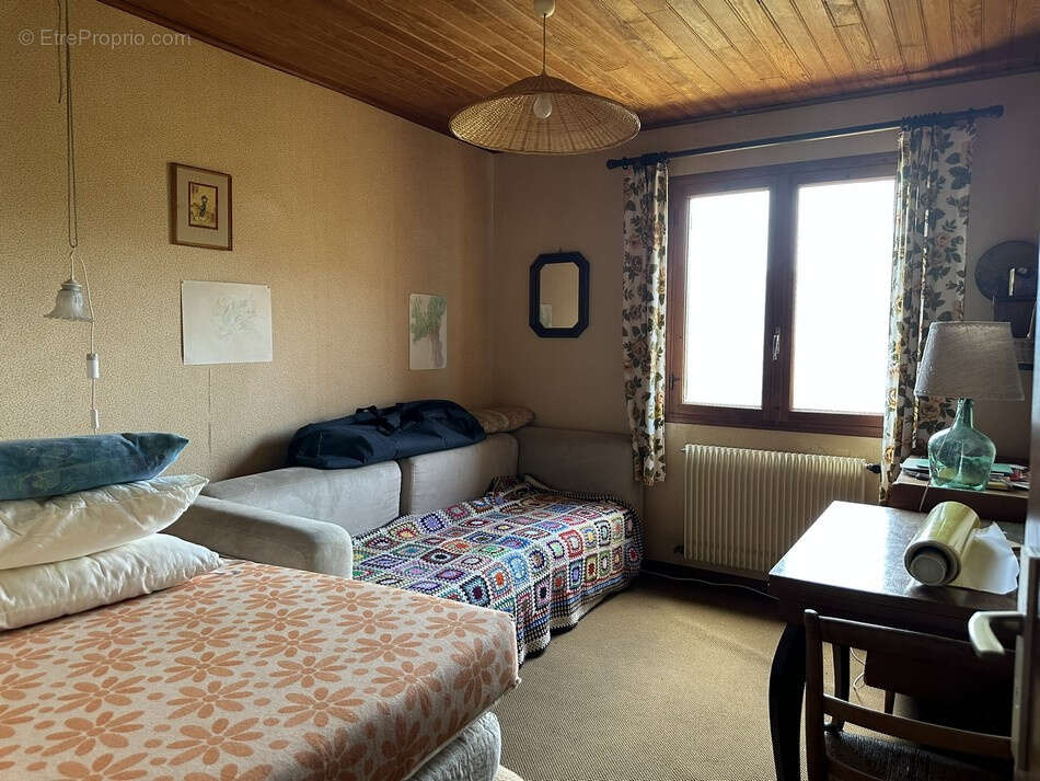 Propriété au coeur de la nature 5 pièces sur 3355m2 de terrain - photo 13