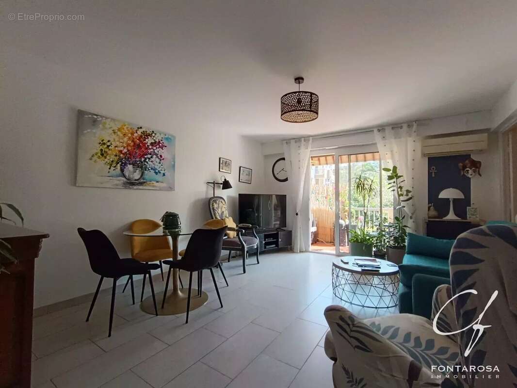 Appartement à FREJUS