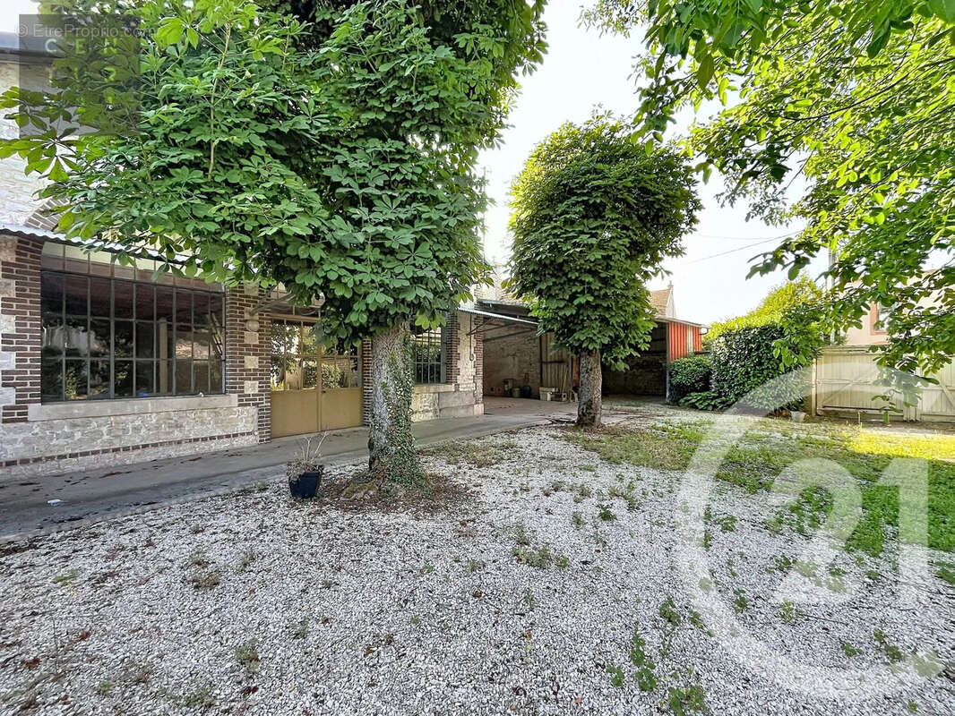 Maison 261 m² à Bar-Sur-Seine  - photo 3