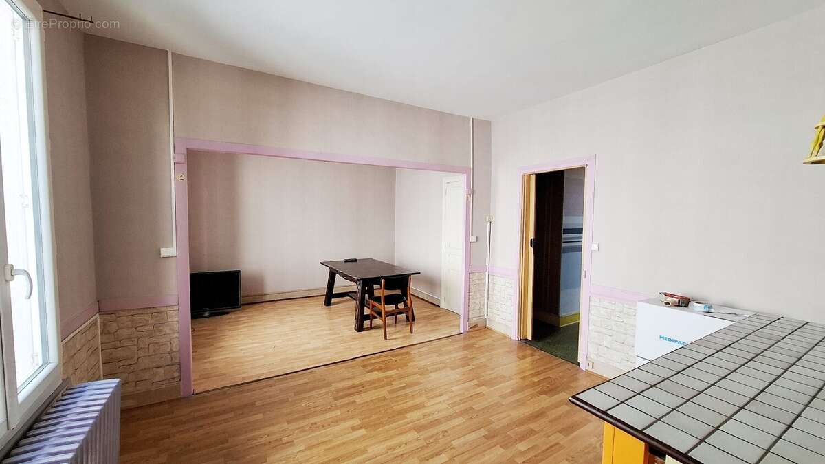 A vendre à Vichy Maison 3 pièces avec sous-sol. - photo 4