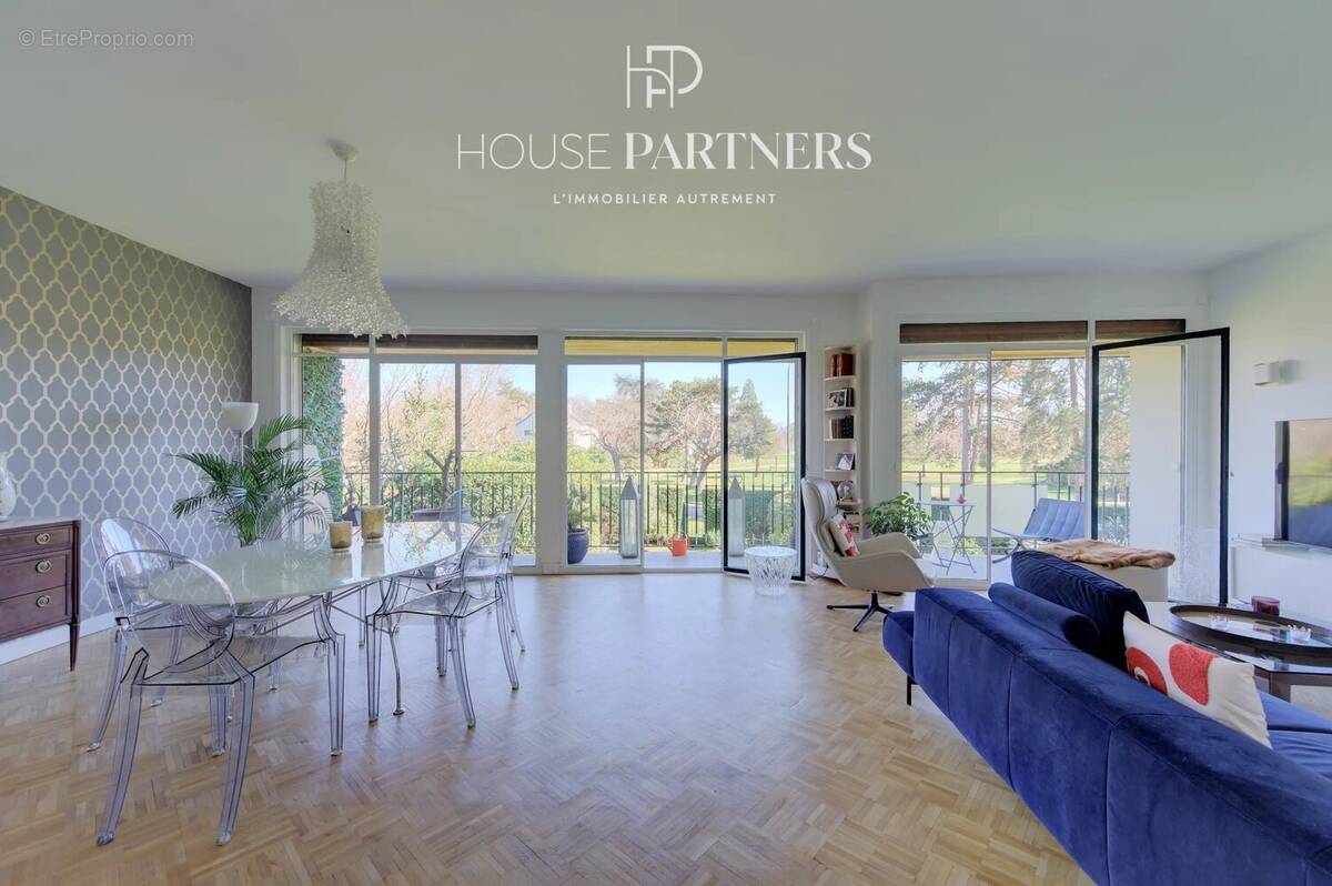 Appartement à LE VESINET