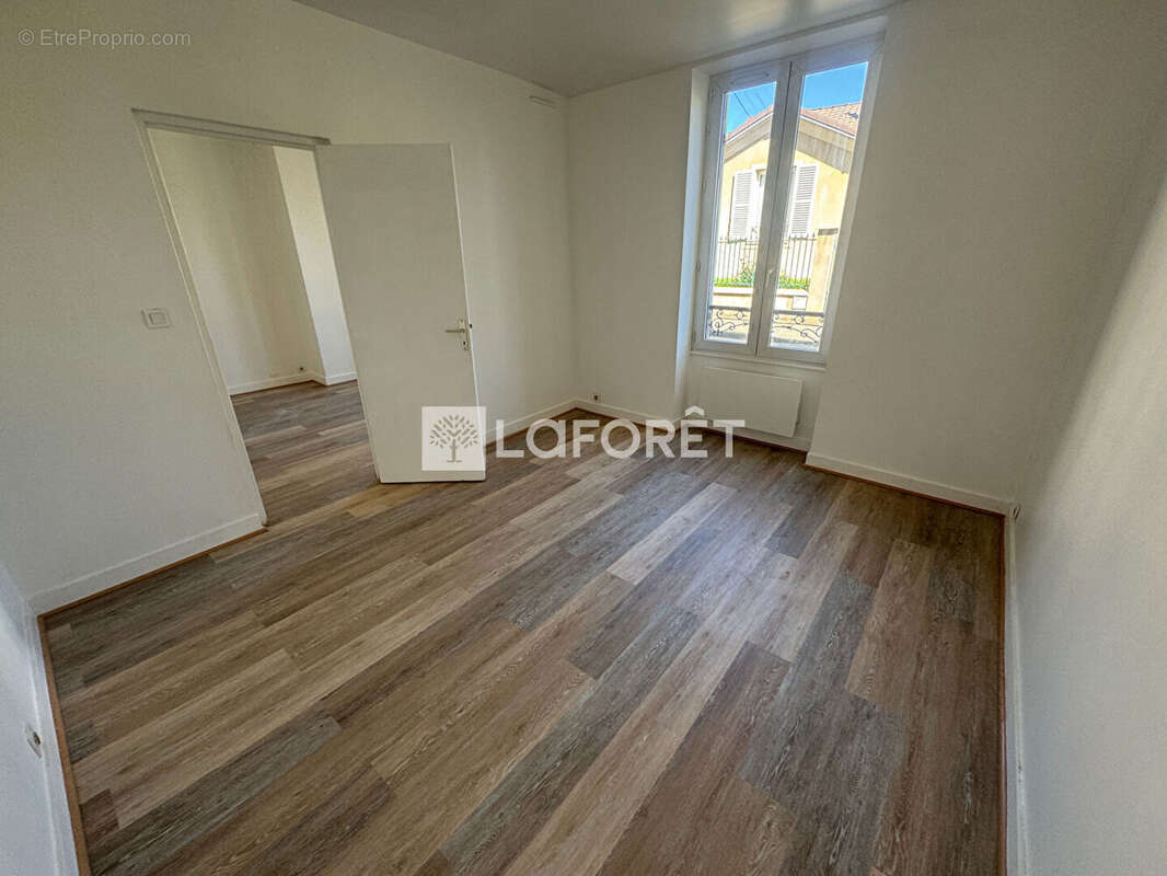 Appartement Beaumont Sur Oise 3 pièces 47 m2 Jardin 127m2 - photo 2