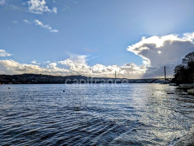 Maison à LE RELECQ-KERHUON