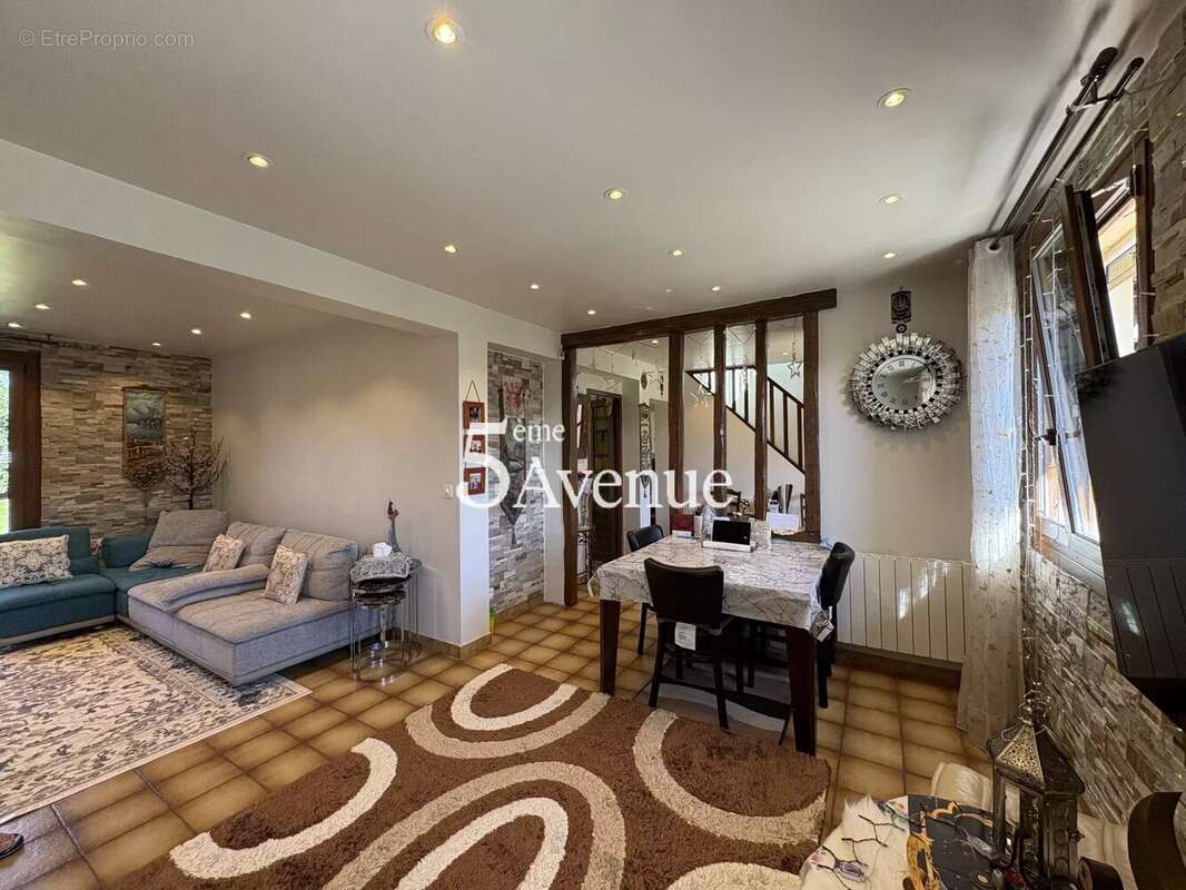 Maison à SUCY-EN-BRIE