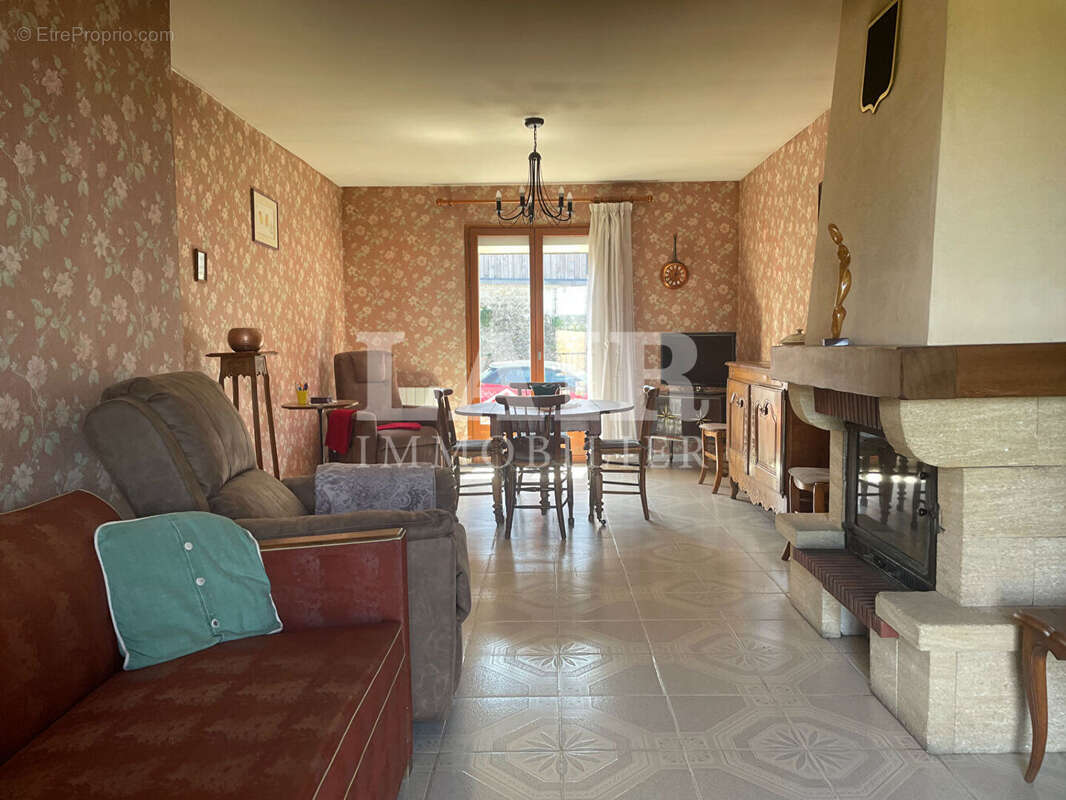 Pavillon avec une vue sur la forêt de Bellême à vendre, réf B15513 - photo 5