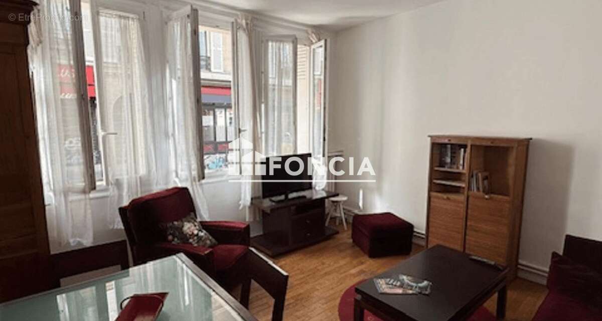 Appartement à PARIS-17E