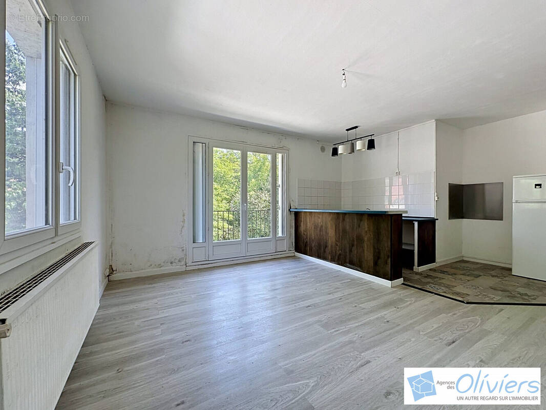 Appartement à SAINT-REMY-LES-CHEVREUSE