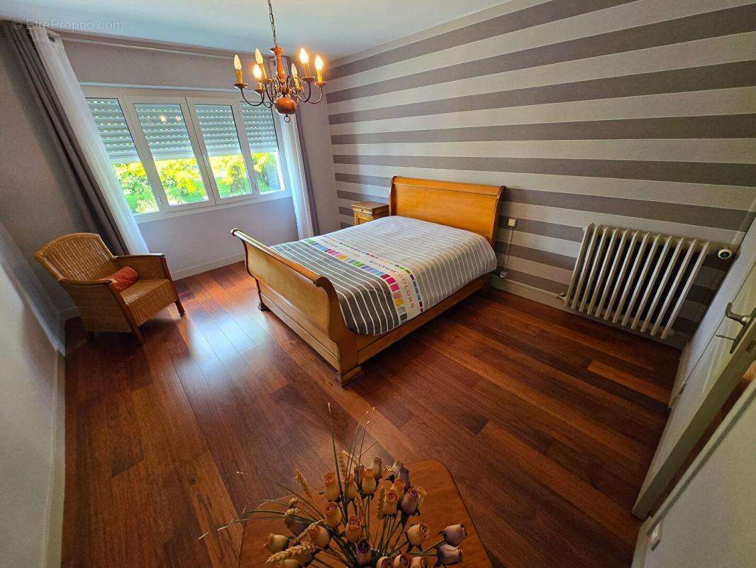 Maison Locoal Mendon 8 pièce(s) - photo 5