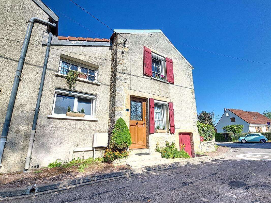 Maison de charme du XIXᵉ siècle à Perrigny-lès-Dijon - photo 18
