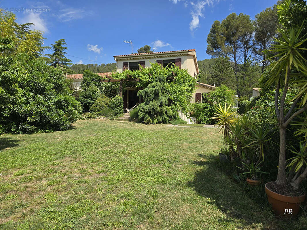 Maison à LA BOUILLADISSE