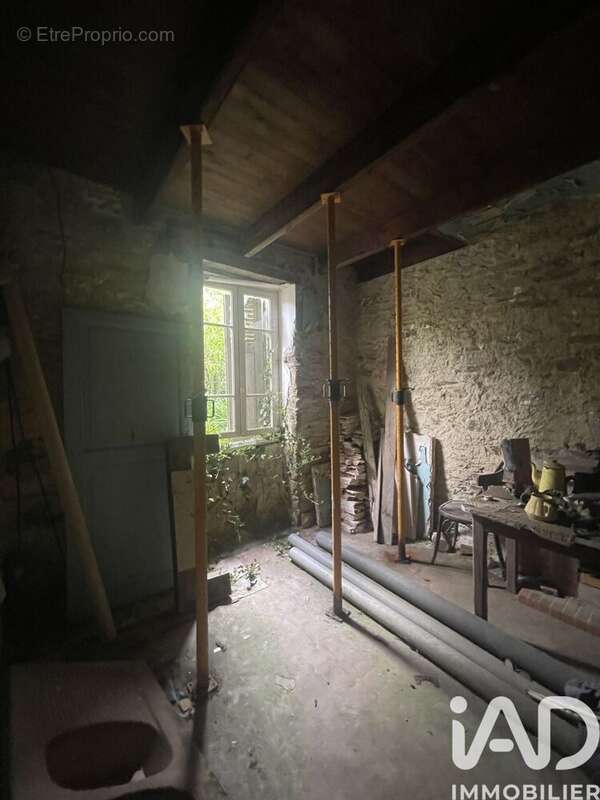 Photo 4 - Maison à CHATEAUNEUF-DU-FAOU