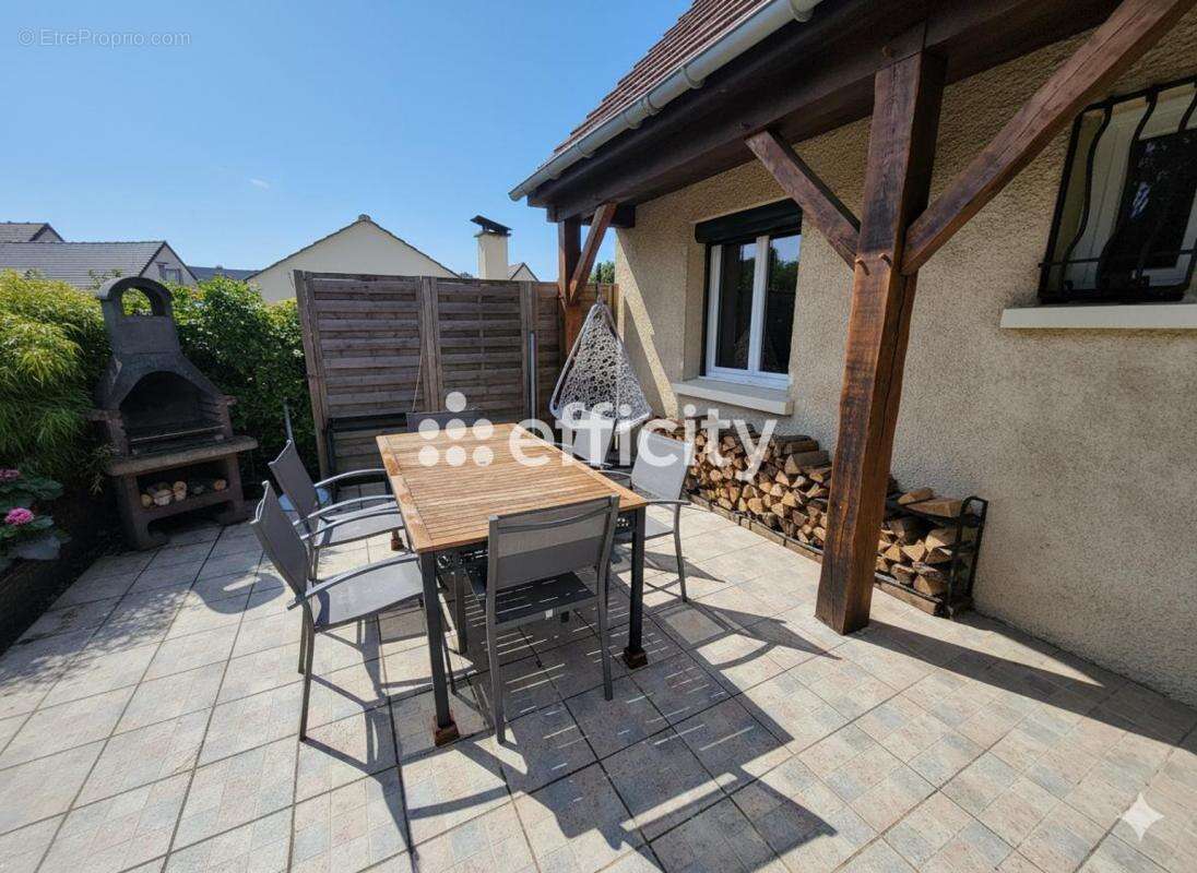 Maison à NOGENT-L&#039;ARTAUD