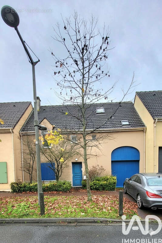 Photo 2 - Maison à COURDIMANCHE