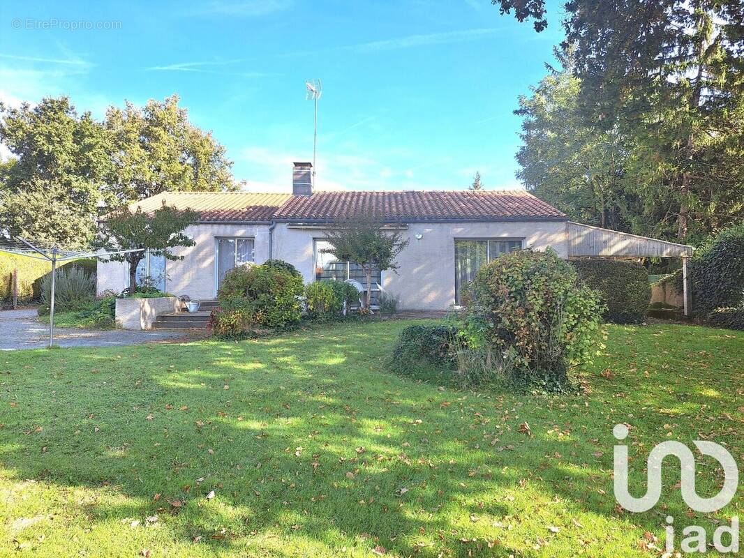 Photo 1 - Maison à LA FERRIERE