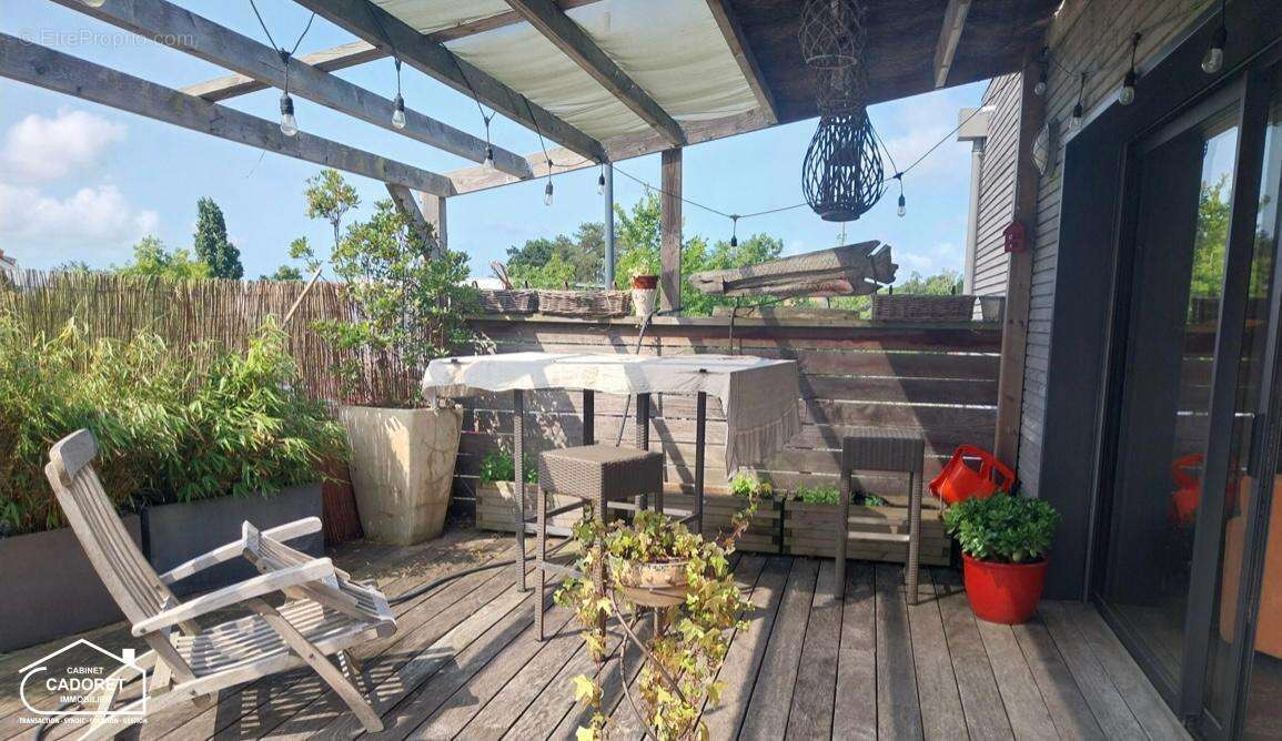   - Maison à PAIMBOEUF