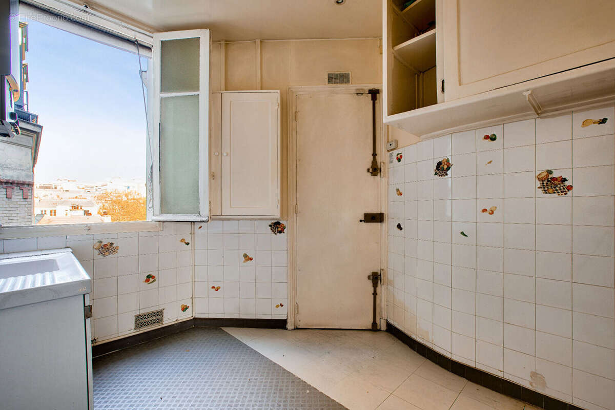 Appartement à PARIS-11E