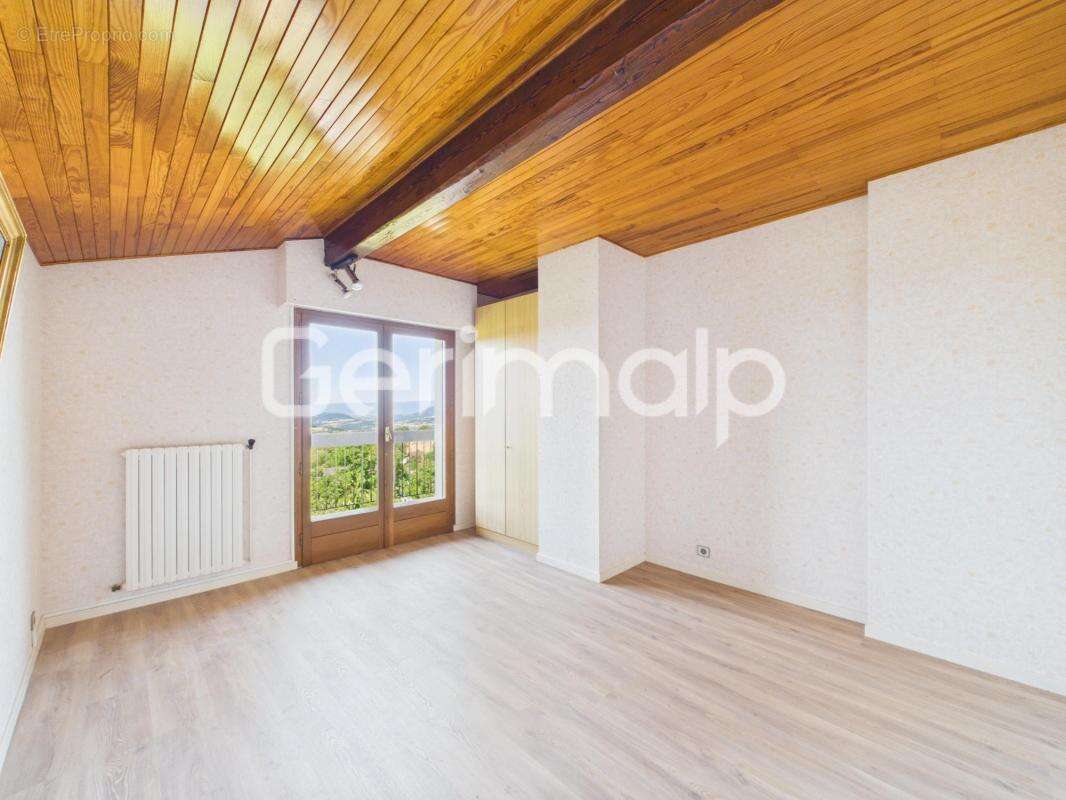 Vente - Maison - 8 pièces + cuisine - 180 m² - 795 000 € - - photo 29