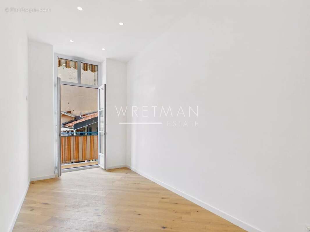 Appartement à MENTON