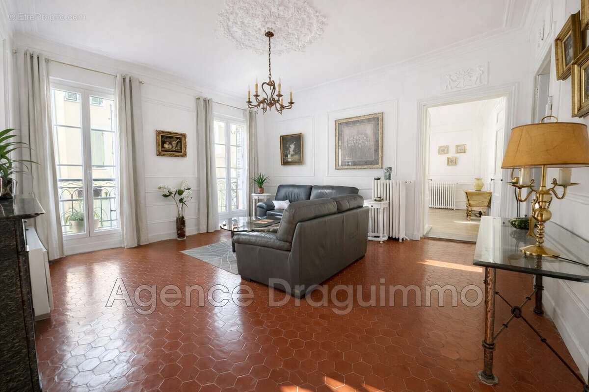 Appartement à DRAGUIGNAN