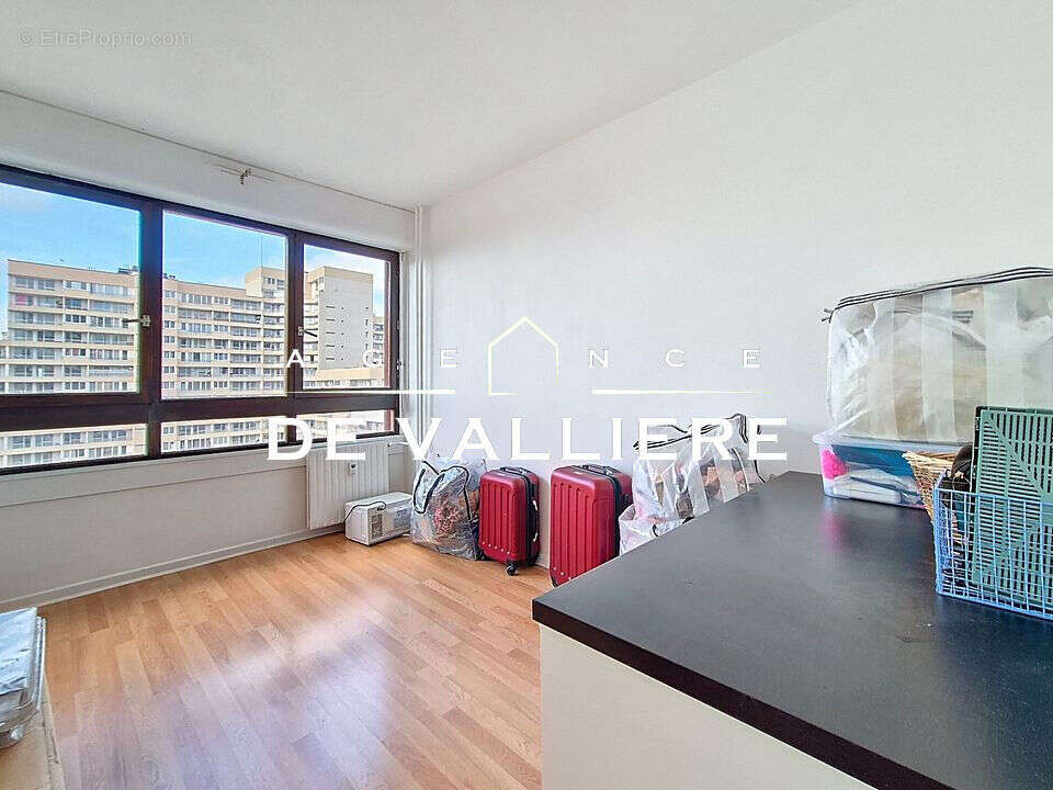 Appartement à NANTERRE