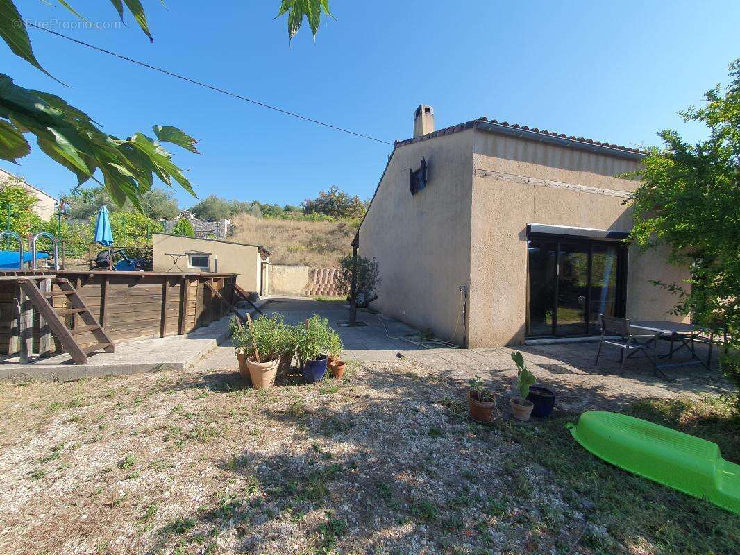 Maison à SAINT-ANDRE-DE-CRUZIERES