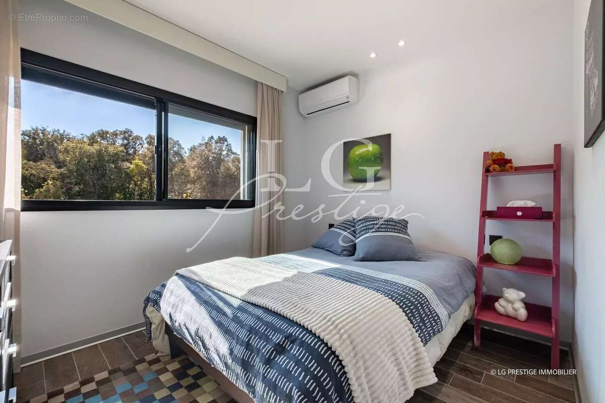 Maison à MONTAUROUX