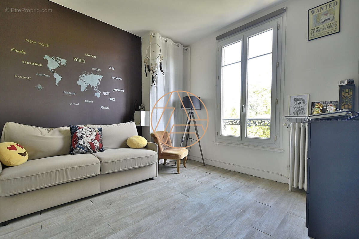 Maison à SAINT-MAUR-DES-FOSSES