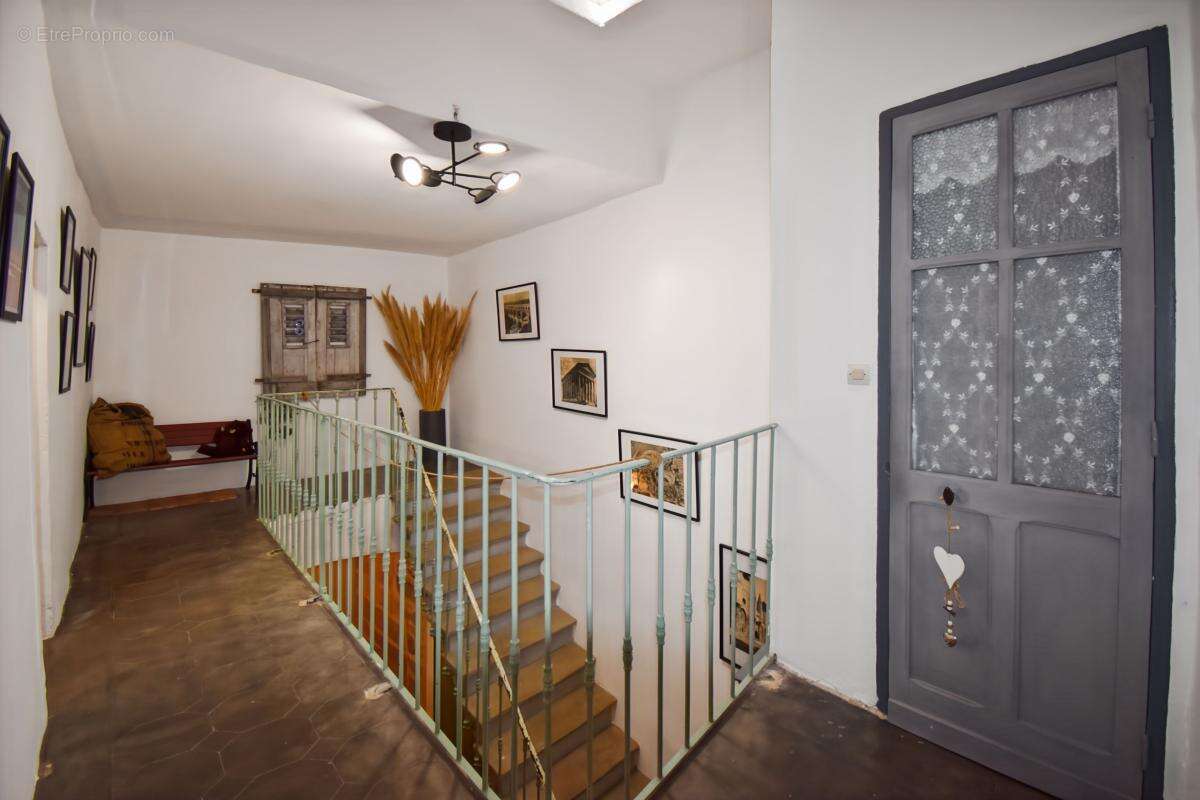 Maison à UZES