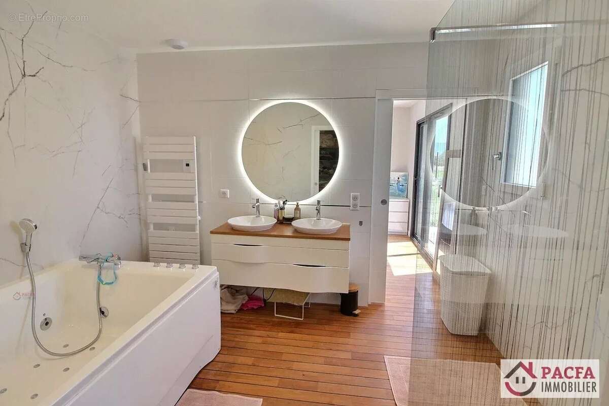 Villa moderne de plain-pied 220 m² -CASTRES - photo 11