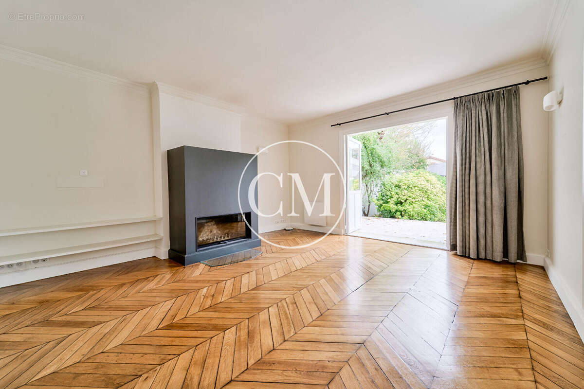 Appartement à VERSAILLES