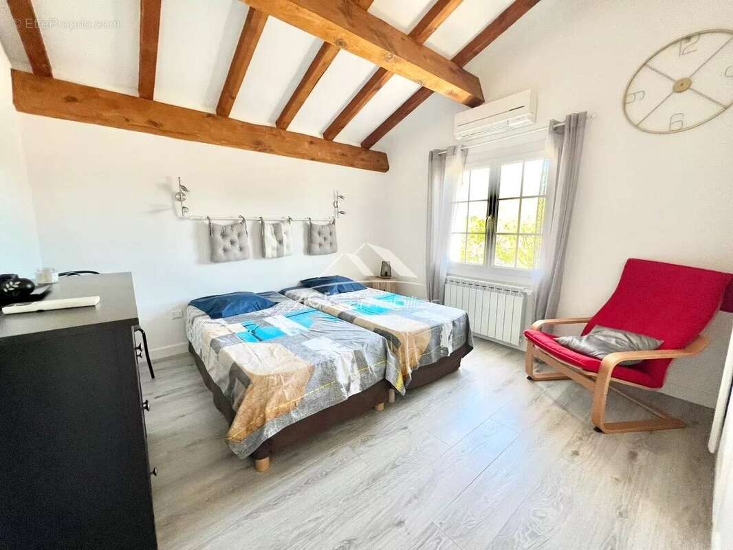 Maison à SAINT-PRIVAT-DES-VIEUX